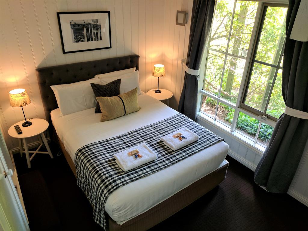 Annie Roes Luxury B&B Bend of Islands Extérieur photo