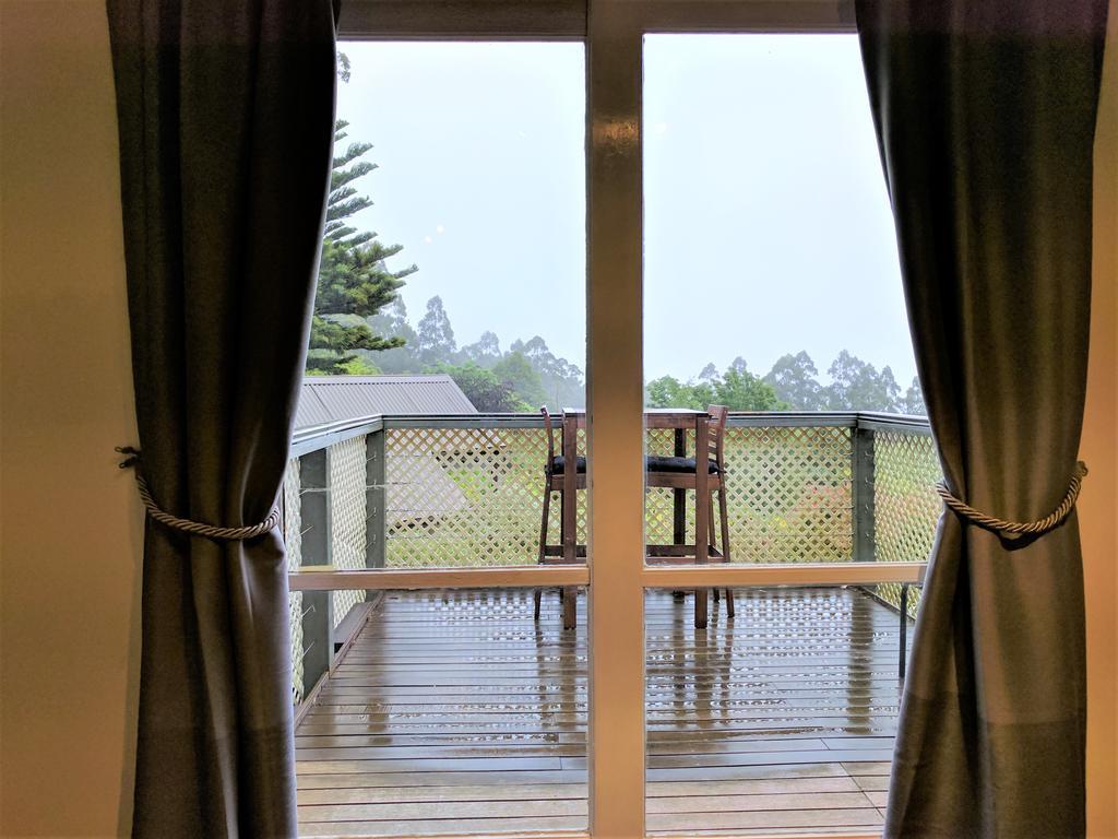 Annie Roes Luxury B&B Bend of Islands Extérieur photo