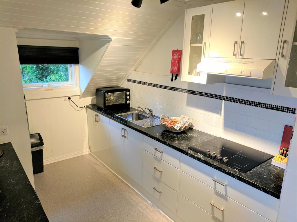 Annie Roes Luxury B&B Bend of Islands Extérieur photo