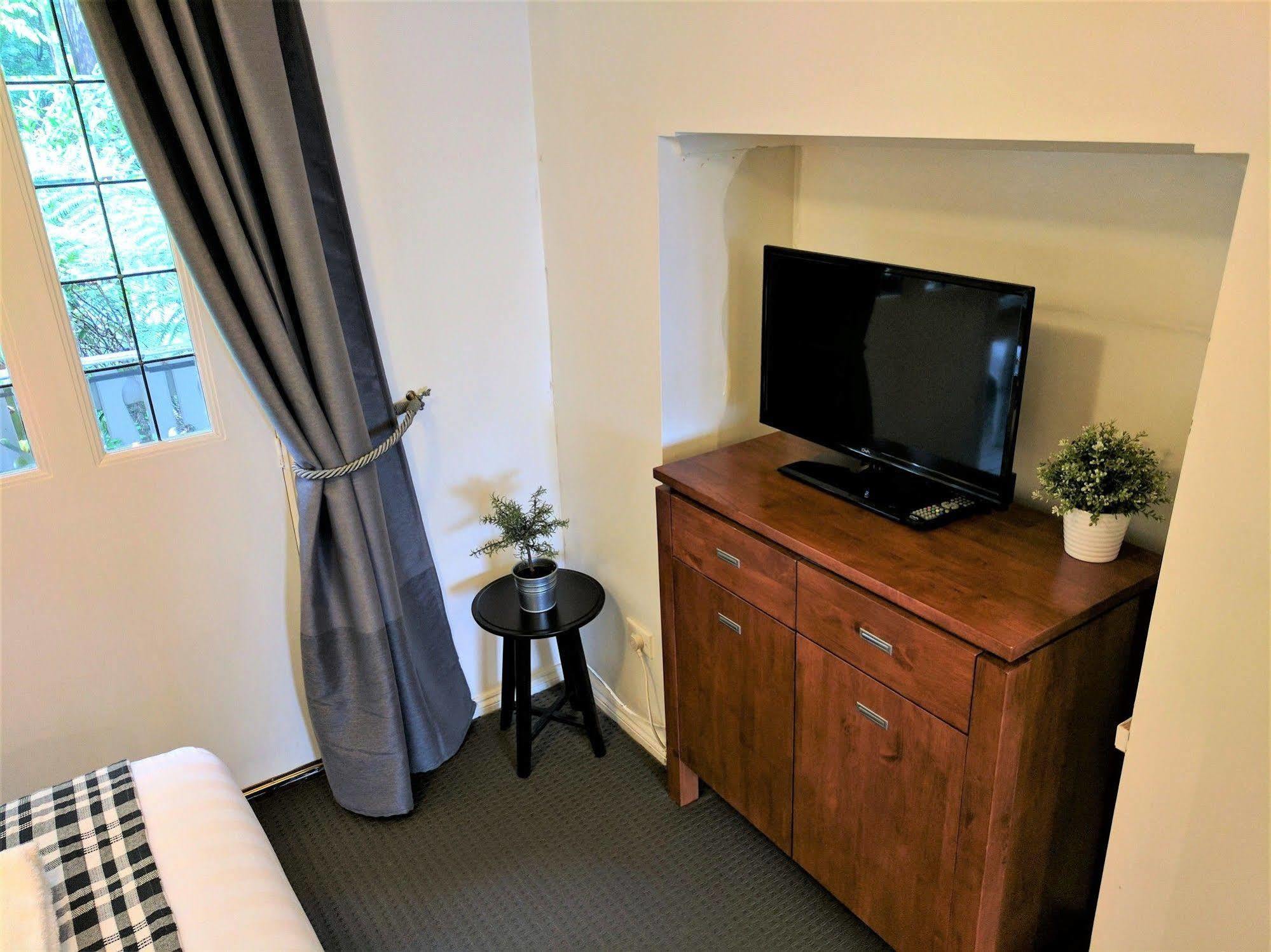 Annie Roes Luxury B&B Bend of Islands Extérieur photo